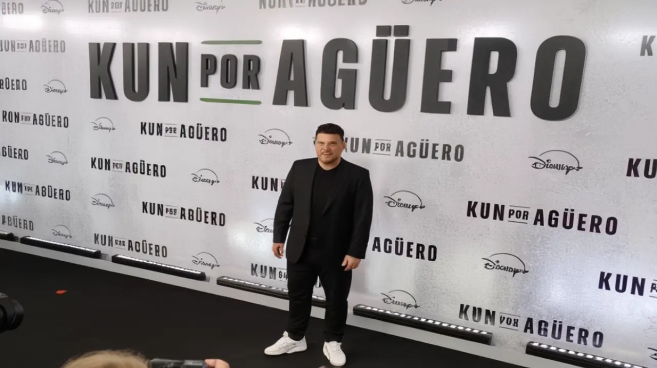 El ex futbolista Sergio Agüero se siente orgulloso de que la gente esté interesada en su vida personal.. Foto: Redacción InfoArticulos