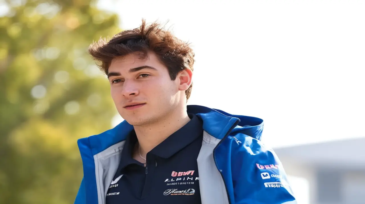El piloto argentino Franco Colapinto compartió sus sentimientos al regresar a la competencia, afirmando que nació para esta actividad.. Foto: Redacción InfoArticulos