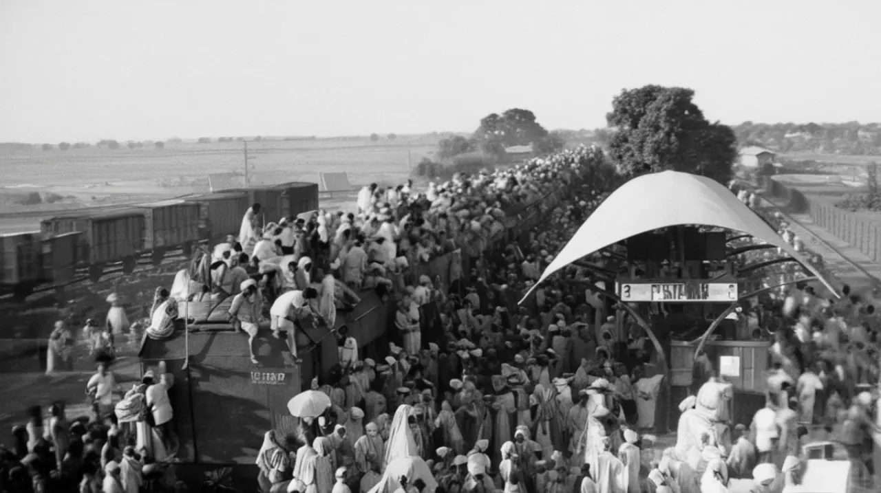 El enfrentamiento entre India y Pakistán se remonta a la partición de 1947, dejando una herencia de conflictos que perdura hasta nuestros días.. Foto: Redacción InfoArticulos