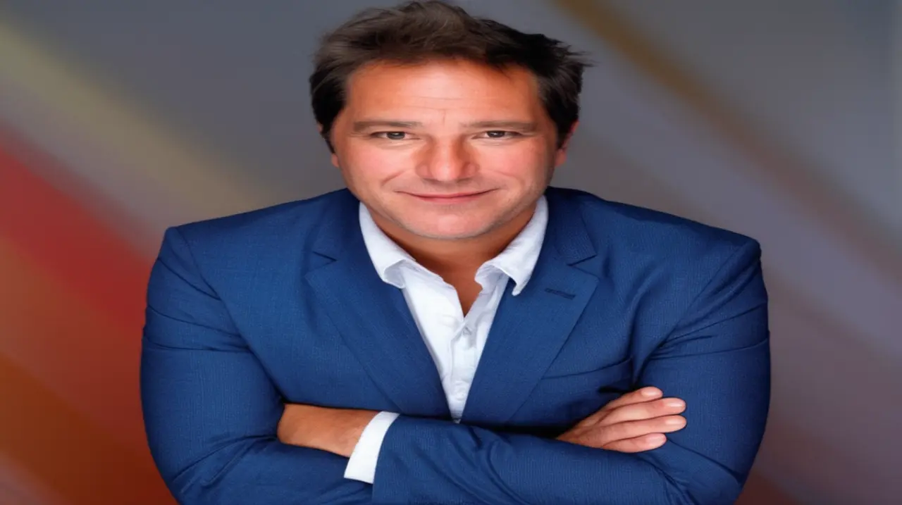 Del becado al emprendedor: Un argentino pionero en conectar talentos con universidades estadounidenses. Foto: Redacción InfoArticulos