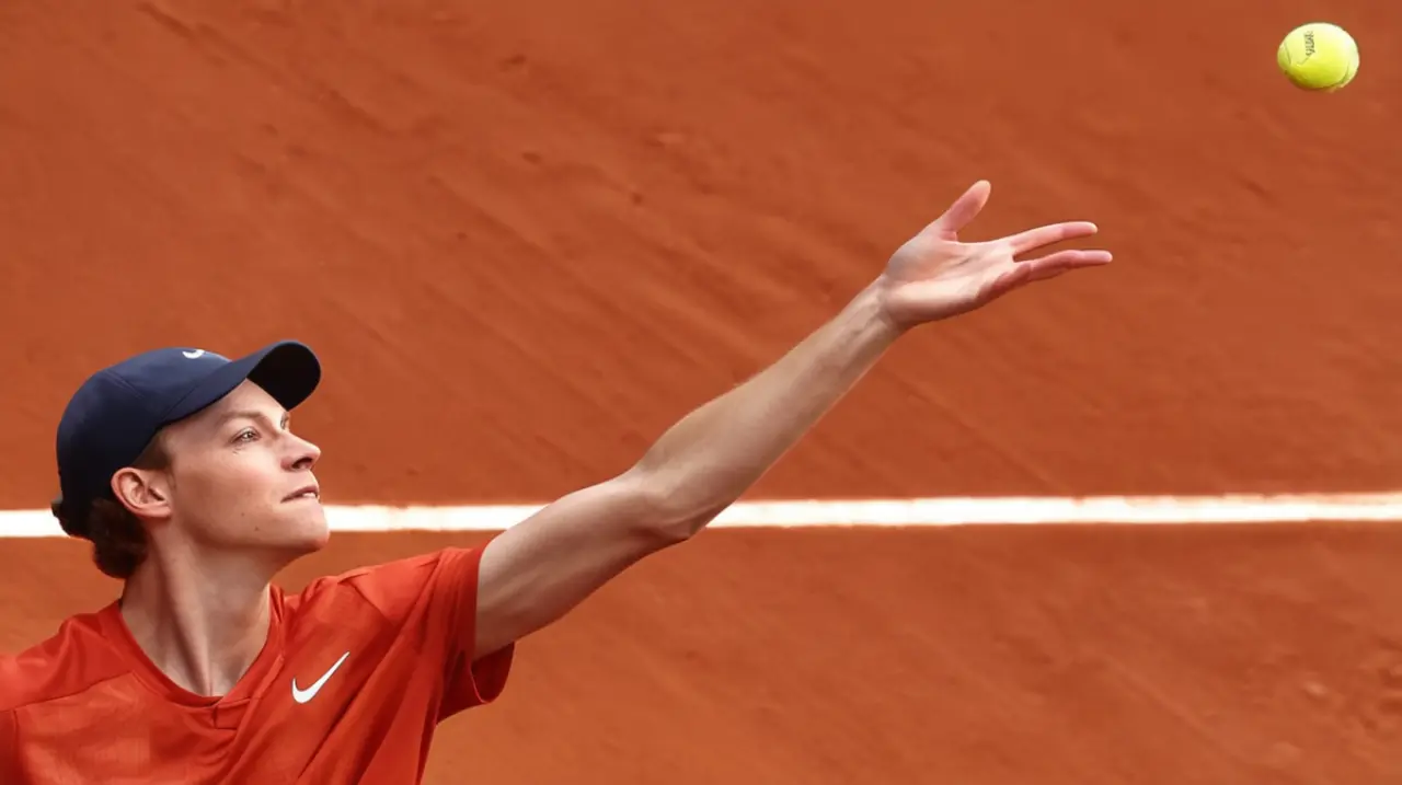 Conoce la hora en que se enfrentarán Jannik Sinner y Mariano Navone en el Masters 1000 de Roma para este año 2025.. Foto: Redacción InfoArticulos