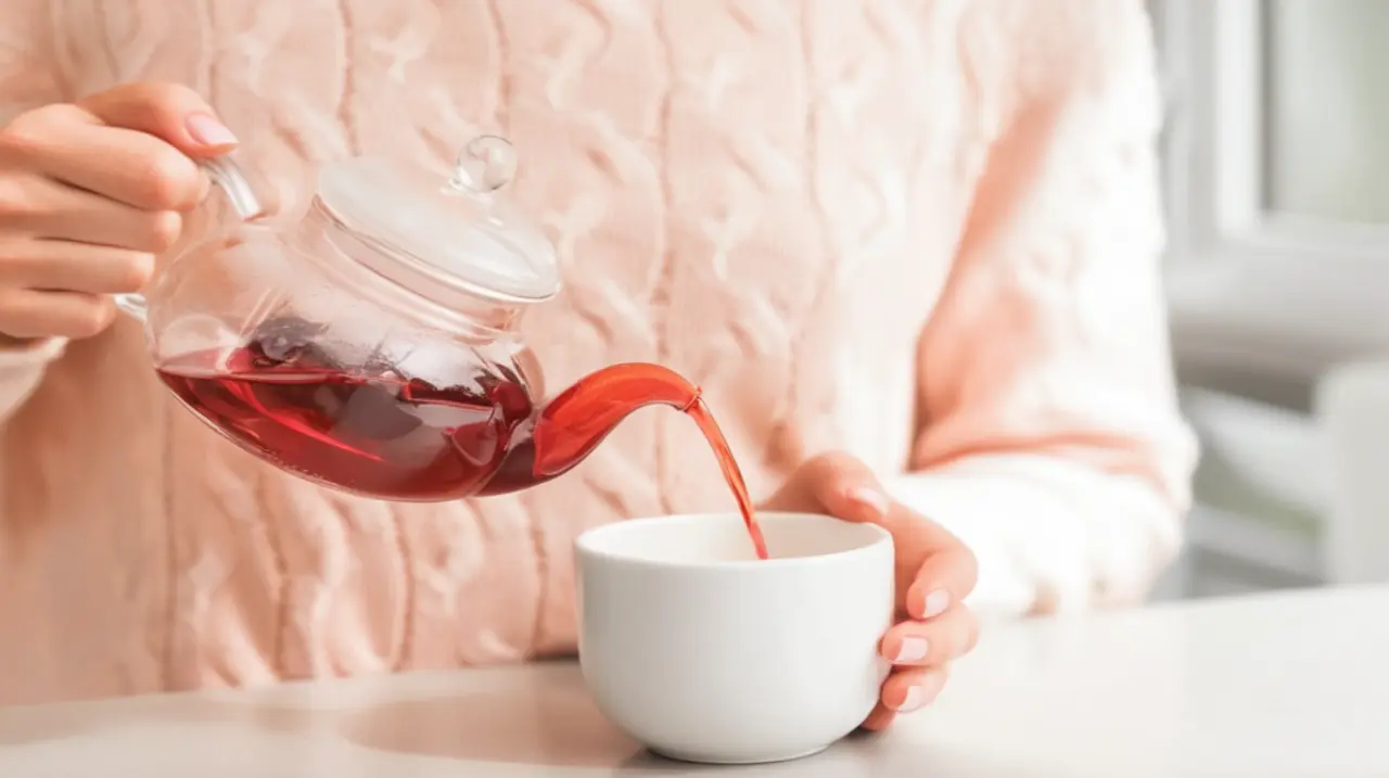 Preparación de la infusión con semillas para controlar el apetito. Foto: Redacción InfoArticulos