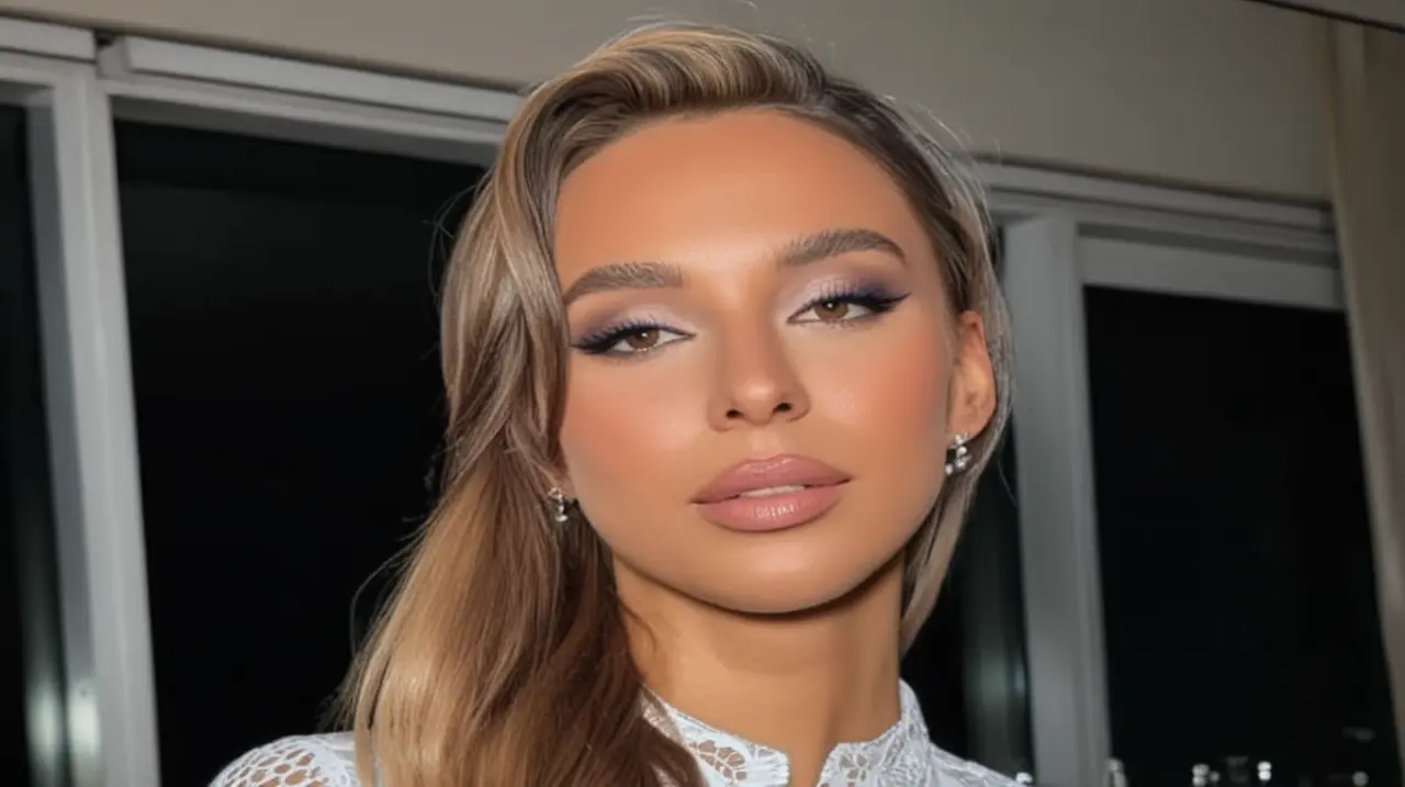 La presentadora de televisión Juanita Tinelli publicó imágenes en sus redes sociales, pero lo que llamó la atención fue un comentario inesperado que dejó a sus fans sorprendidos: "Muy extraño".
