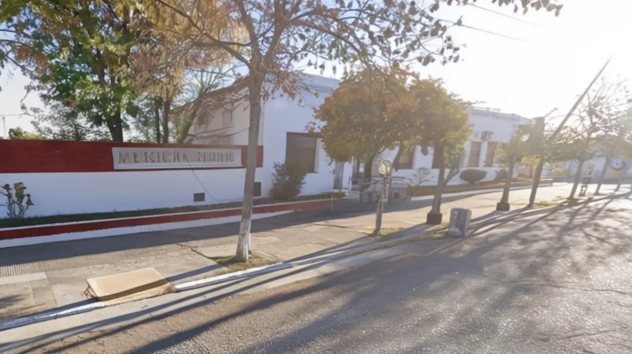 Un municipio fue condenado por la pérdida de un embarazo después de que una mujer se golpeó contra una máquina vial estacionada en sentido contrario al tráfico.. Foto: Redacción InfoArticulos
