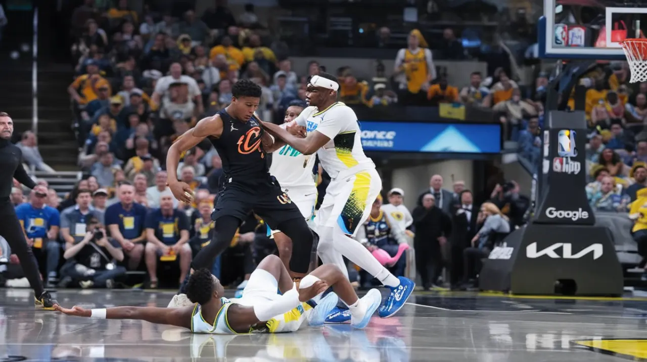 Los Pacers sufrieron una gran pérdida al ser expulsados del partido tras un incidente en el que uno de sus jugadores, Bennedict, utilizó su puño cerrado para golpear a Hunter de los Cavaliers.. Fot