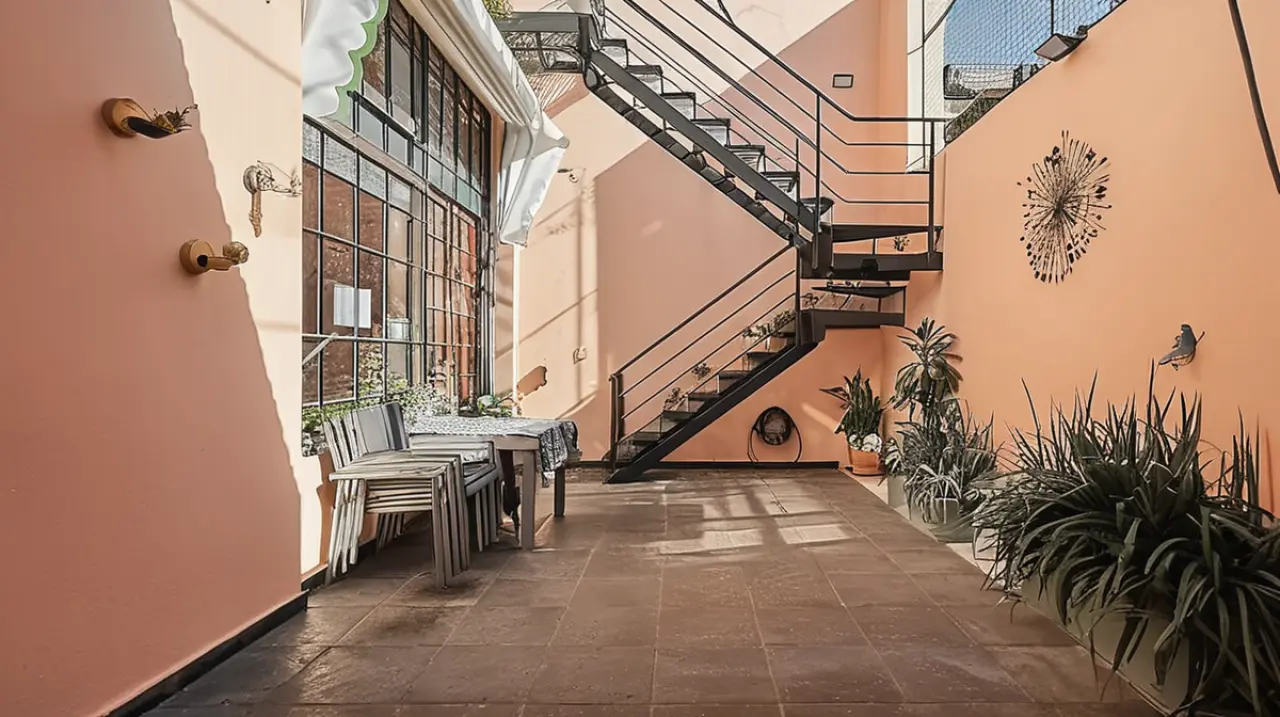 El foco de atención en la escena inmobiliaria se centra en un tipo específico de propiedad que ha ganado popularidad entre los compradores y vendedores.. Foto: Redacción InfoArticulos
