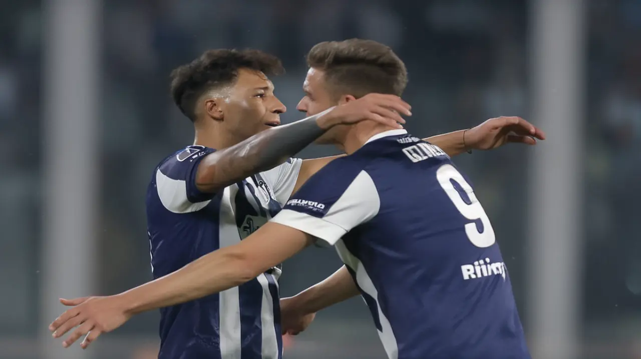 Talleres recuperó su esencia en un partido nocturno: goleó 2-0 a Alianza Lima y mantiene la posibilidad de ocupar el tercer lugar. Foto: Redacción InfoArticulos