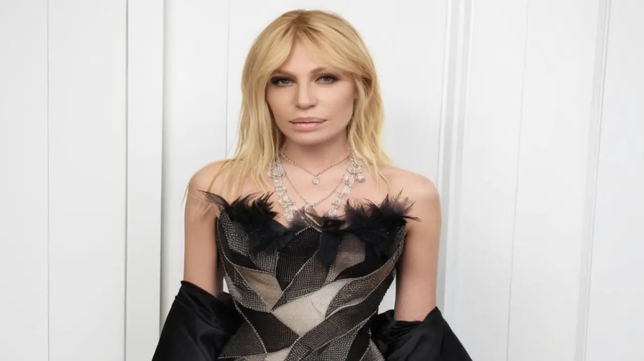 La familia Versace se vio envuelta en un escándalo después de que el hotel de Miami utilizó la 'tragedia familiar' como una estrategia publicitaria para atraer a los clientes.. Foto: Redacción Inf