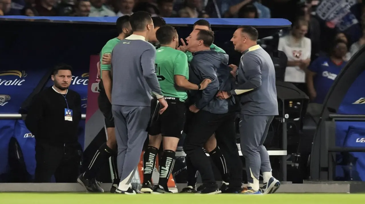 La selección de América necesita un revés positivo contra Cruz Azul para lograr su cuarto boleto a la final en forma consecutiva.. Foto: Redacción InfoArticulos