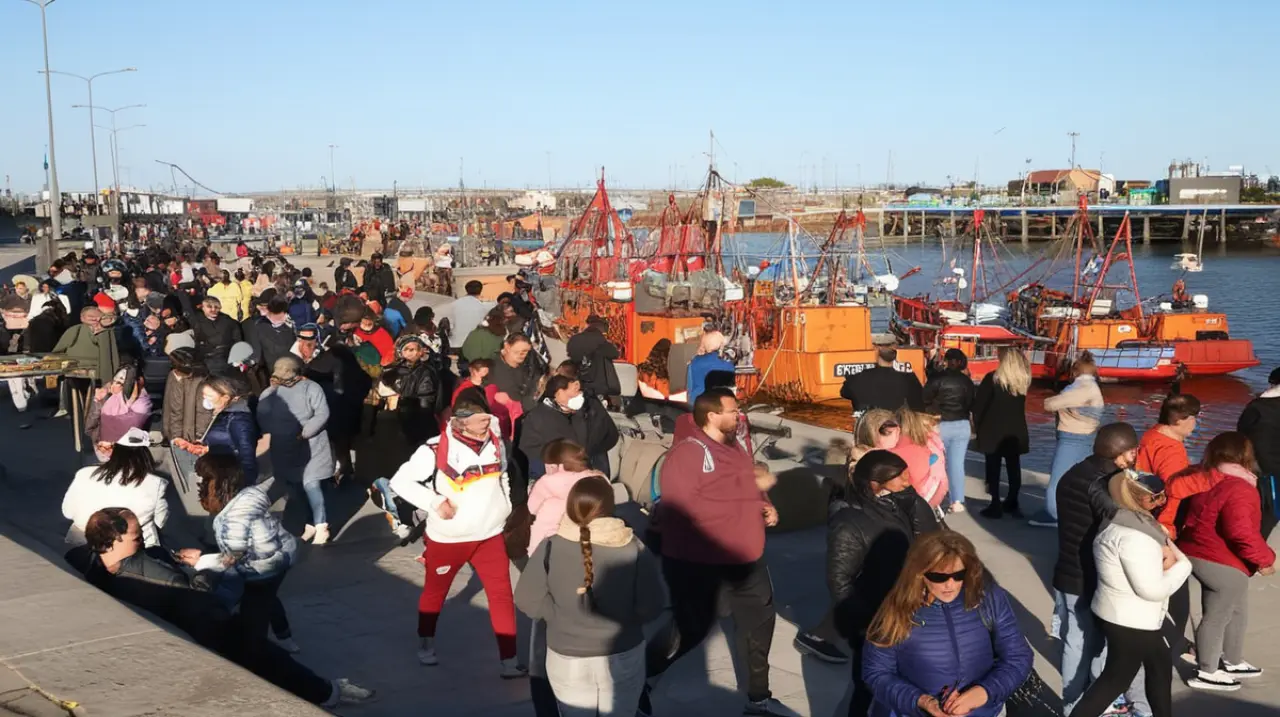 El próximo fin de semana largo de 2025 se llevará a cabo en los días del 25 al 28 de abril.. Foto: Redacción InfoArticulos