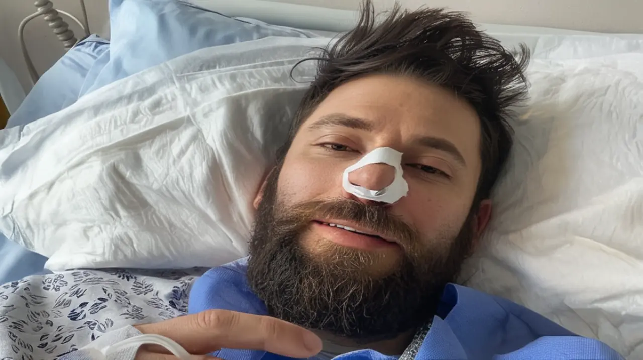 El actor que dio vida a Viktor Krum en la saga de Harry Potter enfrenta un momento difícil, ya que fue sometido a una cirugía de emergencia.. Foto: Redacción InfoArticulos