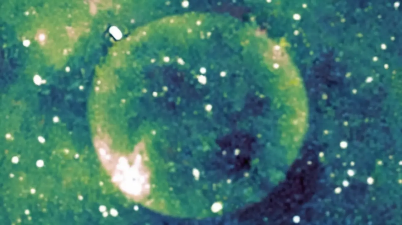 Investigadores del cosmos han encontrado un objeto celeste de forma esférica, prácticamente imperceptible, en las profundidades del universo.. Foto: Redacción InfoArticulos