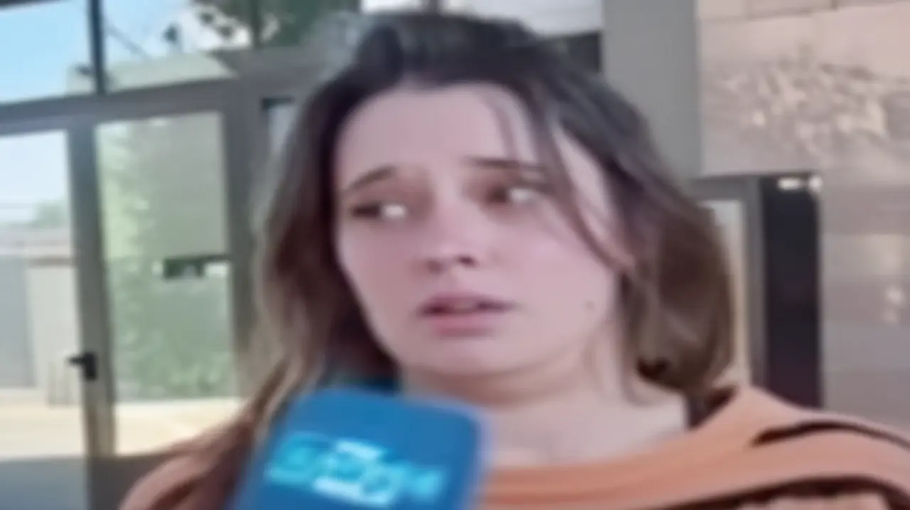 La mujer que recibió 510 millones de dólares por error, pensó que era un regalo de la suerte. Foto: Redacción InfoArticulos
