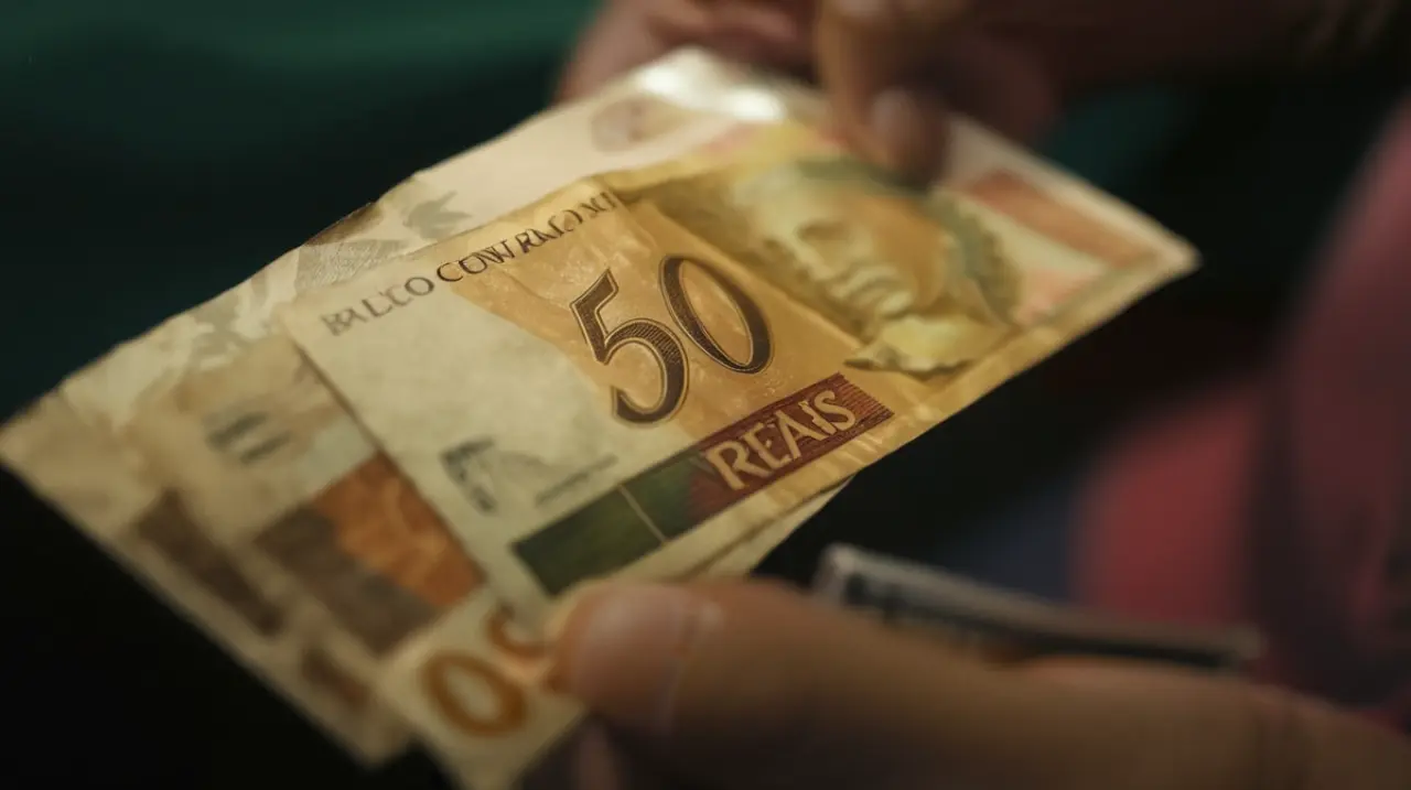 El valor actual de la moneda brasileña, tanto la oficial como la blue, se encuentra en un punto específico el día lunes 26 de mayo.. Foto: Redacción InfoArticulos